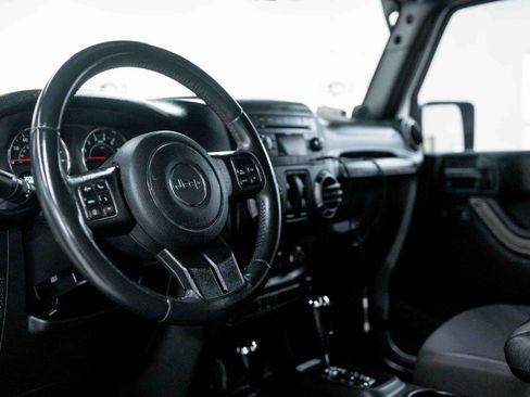 Used 2013 Jeep Wrangler Sport AWD/4WD image 2