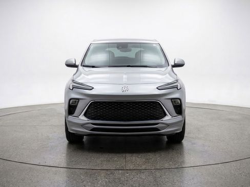 Used 2025 Buick Encore GX Preferred image 2