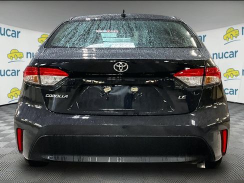 Used 2025 Toyota Corolla LE image 5