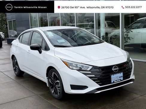 New 2025 Nissan Versa SR w/ Trunk Package image 1