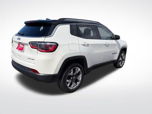 Used 2018 Jeep Compass Limited w/ Navigation Group AWD/4WD image 9