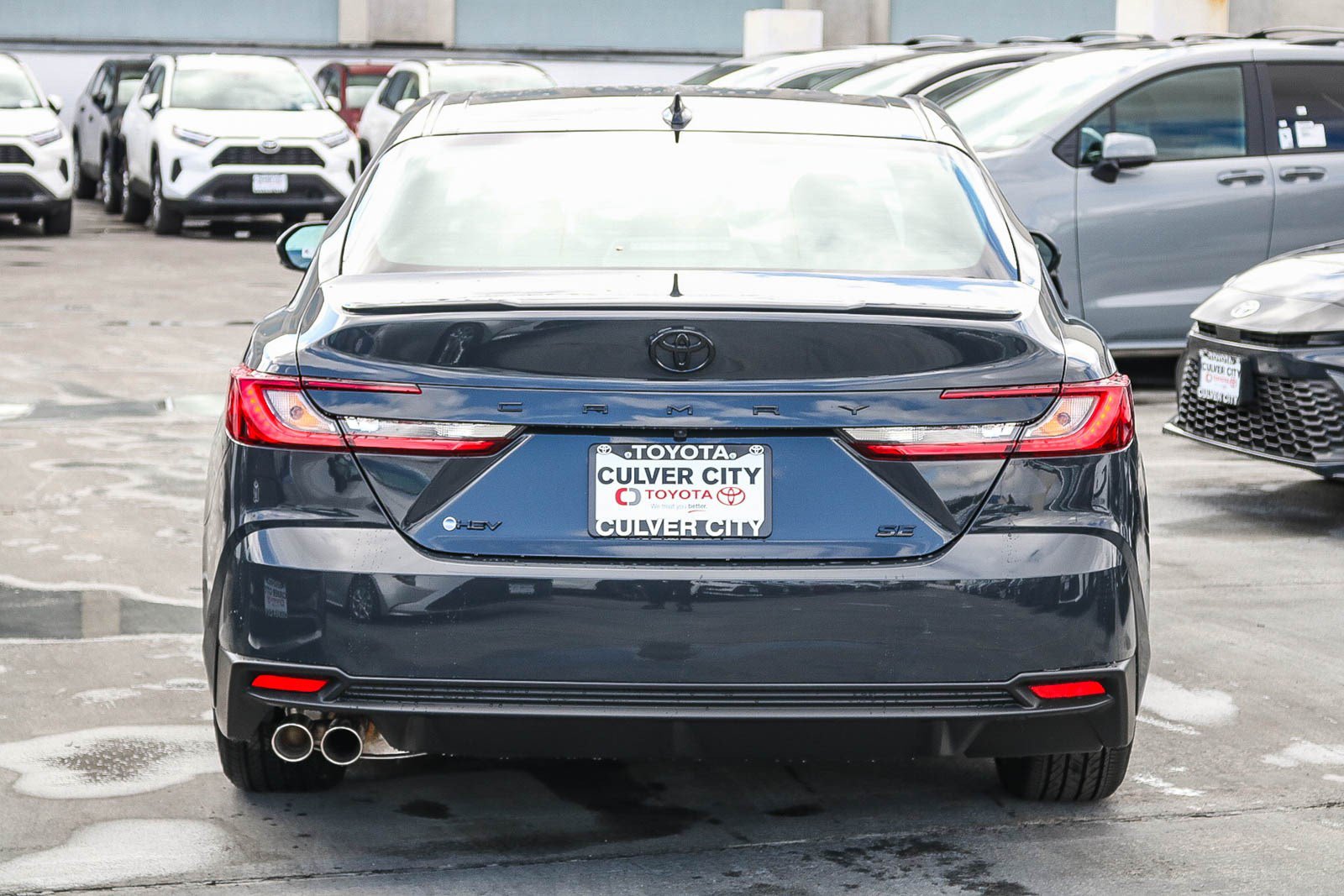 New 2026 Toyota Camry SE FWD image 8
