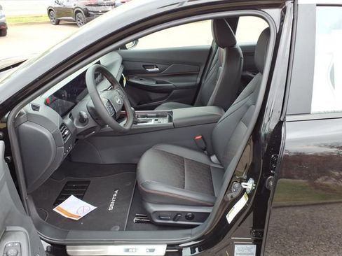New 2026 Nissan Sentra SR FWD image 6