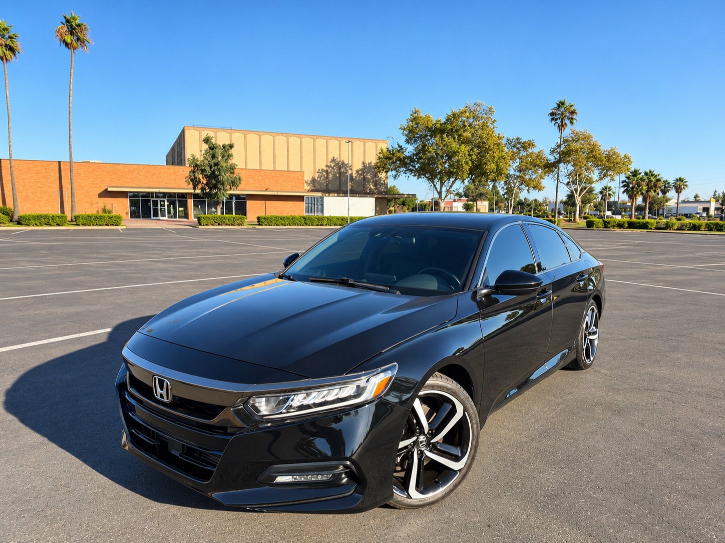 Used 2019 Honda Accord Sport image 3