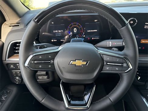 New 2026 Chevrolet Suburban High Country image 12