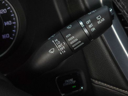 Used 2020 GMC Acadia SLE image 24