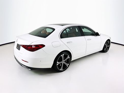 Used 2025 Mercedes-Benz C 300 Sedan image 8