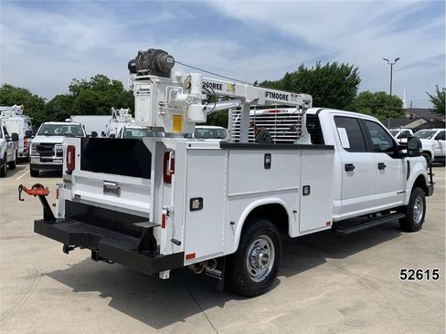 Used 2022 Ford F350 XL w/ Power Equipment Group AWD/4WD image 2