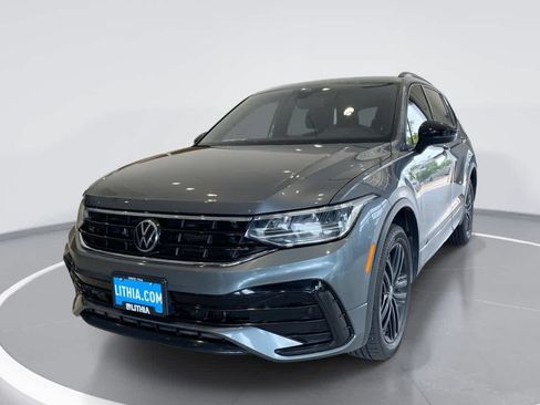 Used 2022 Volkswagen Tiguan SE R-Line AWD/4WD image 1