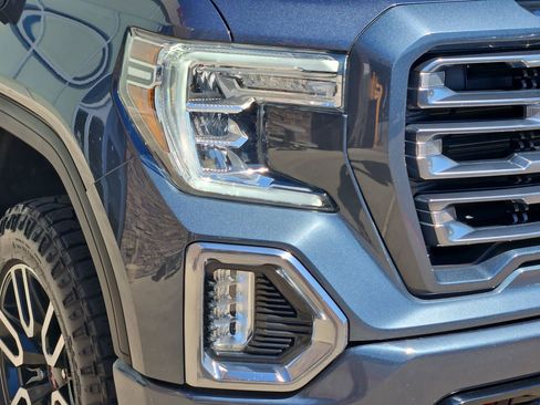 Used 2021 GMC Sierra 1500 AT4 image 10