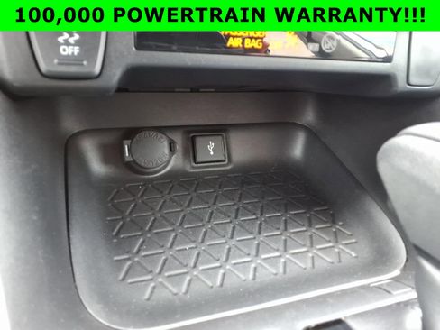 Used 2021 Toyota RAV4 XLE image 25