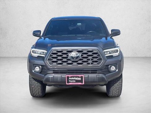Used 2021 Toyota Tacoma TRD Off-Road image 2