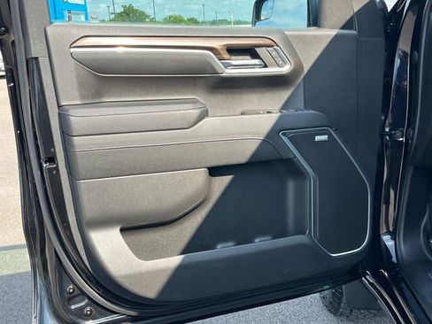 Certified 2024 Chevrolet Silverado 1500 RST image 27