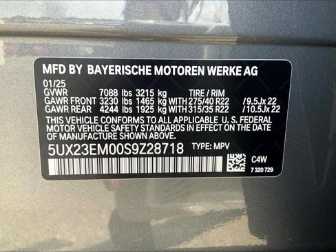 Used 2025 BMW X7 xDrive40i w/ M Sport Package AWD/4WD image 18