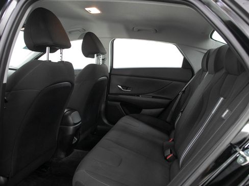 Used 2026 Hyundai Elantra Hybrid FWD image 13