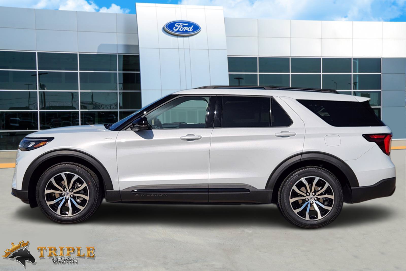 New 2026 Ford Explorer ST-Line RWD image 3