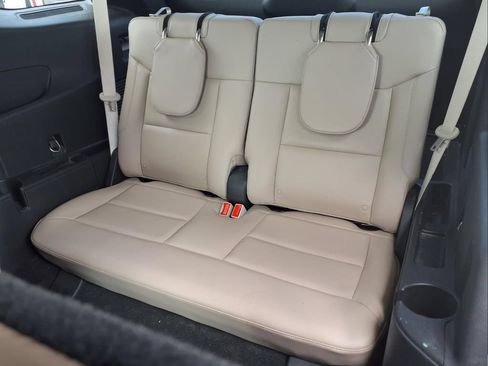 Used 2020 Ford Explorer Limited RWD image 12