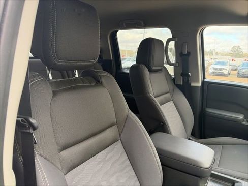 Certified 2024 Nissan Frontier SV w/ SV Convenience Package image 21