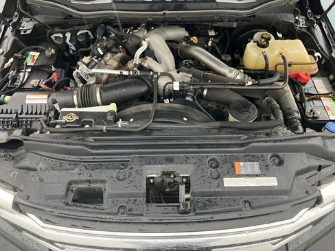 Used 2021 Ford F250 Platinum w/ FX4 Off-Road Package image 9