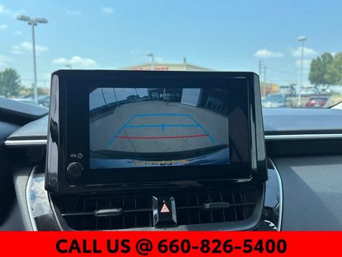 Used 2025 Toyota Corolla LE FWD image 16
