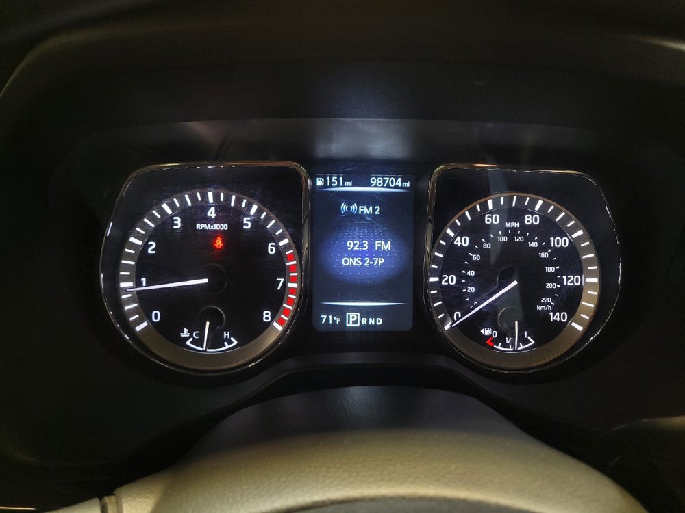 Used 2017 Nissan Titan SV RWD image 23