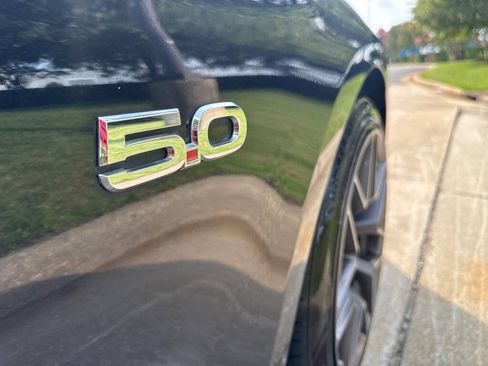 Used 2017 Ford Mustang GT Premium w/ Equipment Group 401A RWD image 8