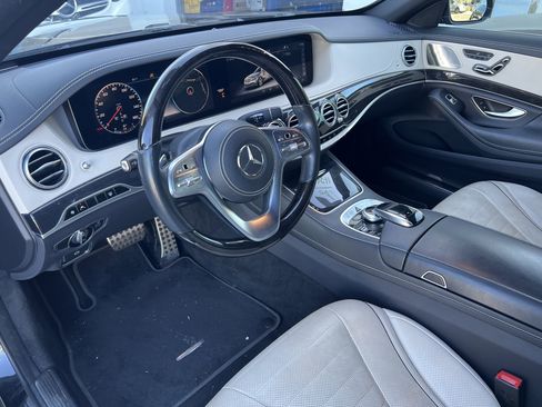 Used 2020 Mercedes-Benz S 560 Sedan image 5