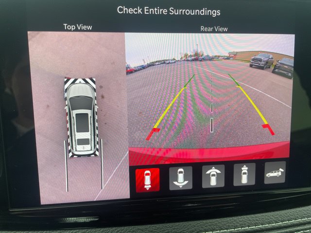 New 2026 Chrysler Pacifica Select AWD/4WD image 29