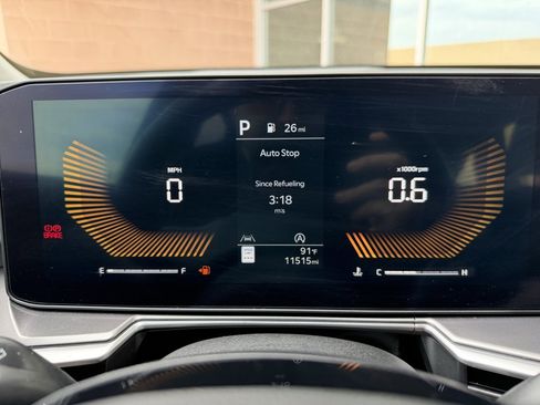 Used 2024 Kia Sorento S image 17