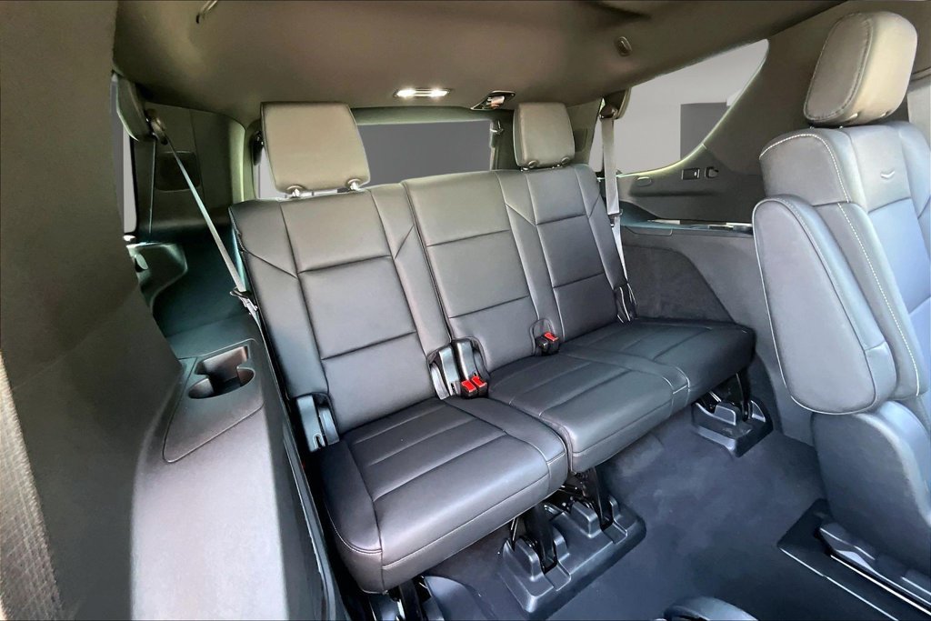 Used 2021 Cadillac Escalade Luxury AWD/4WD image 30
