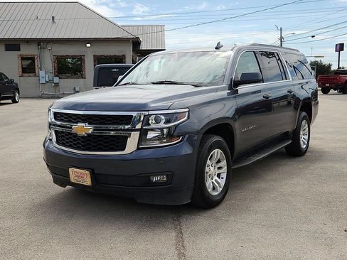 Used 2020 Chevrolet Suburban LT AWD/4WD image 1