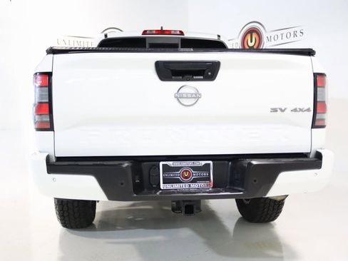Used 2022 Nissan Frontier SV image 26