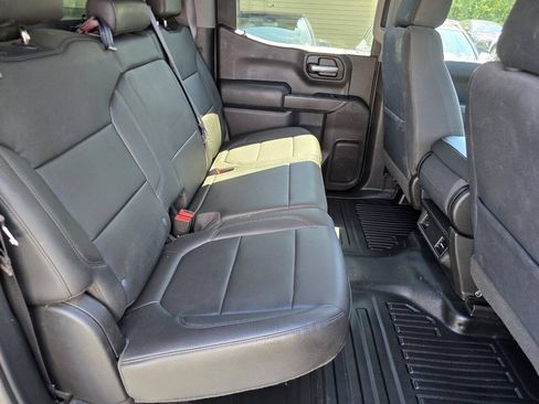 Used 2019 Chevrolet Silverado 1500 W/T w/ Z71 Off-Road Package AWD/4WD image 25