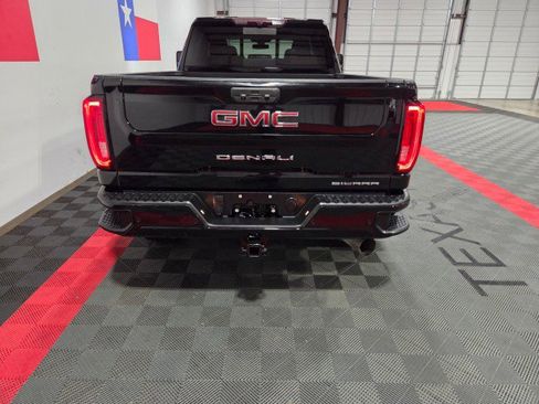 Used 2022 GMC Sierra 2500 Denali image 27