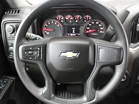 Used 2025 Chevrolet Silverado 2500 W/T w/ WT/CX Safety Package AWD/4WD image 18