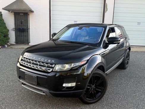 Used 2013 Land Rover Range Rover Evoque Pure Plus AWD/4WD image 2