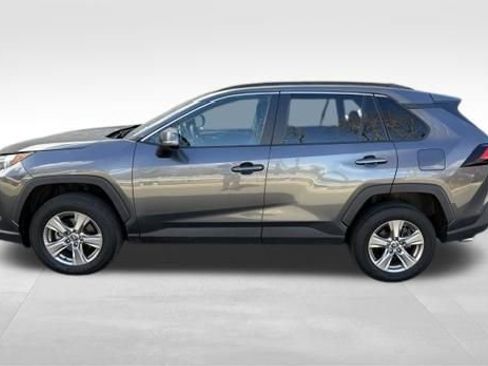 Used 2023 Toyota RAV4 XLE image 10