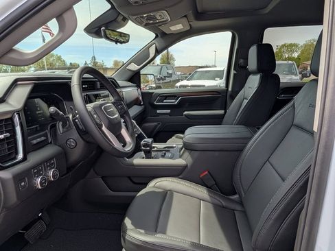New 2026 GMC Sierra 1500 Denali w/ Denali Reserve Package AWD/4WD image 36