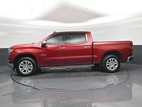 Used 2023 Chevrolet Silverado 1500 LTZ AWD/4WD image 32