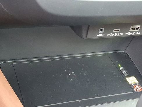 Used 2025 Subaru Forester Touring w/ Touring Package image 27