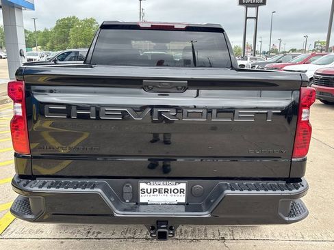 New 2026 Chevrolet Silverado 1500 Custom Trail Boss w/ Turbomax Blackout Package AWD/4WD image 4