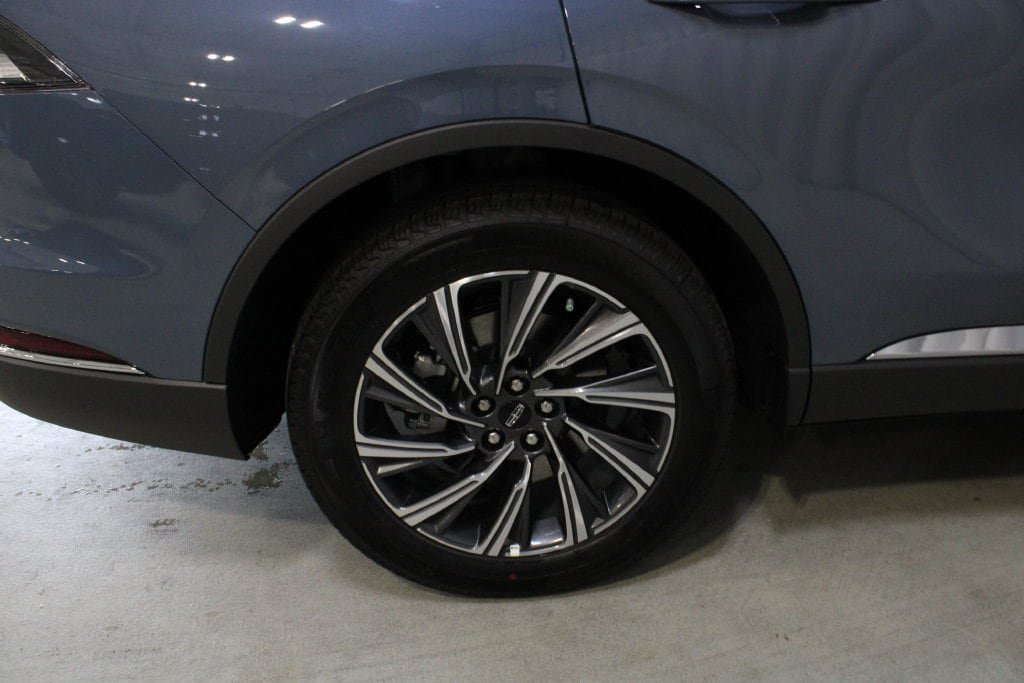 New 2027 Lincoln Aviator AWD image 26