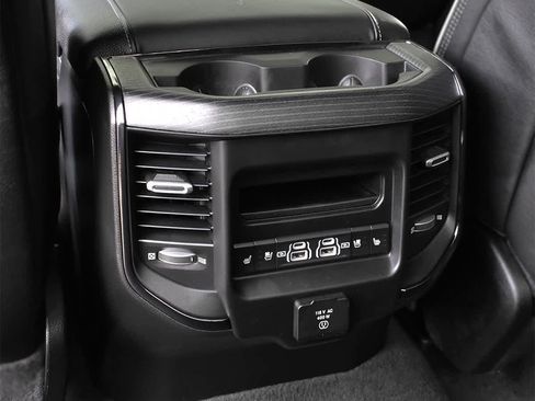 Used 2024 RAM 1500 Limited w/ Off Road Group AWD/4WD image 11