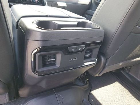 New 2026 GMC Sierra 1500 AT4 AWD/4WD image 17