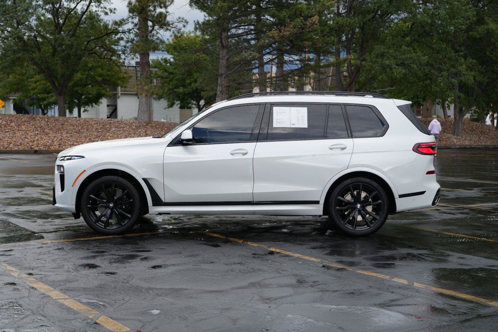 Used 2026 BMW X7 xDrive40i w/ Executive Package AWD/4WD image 2