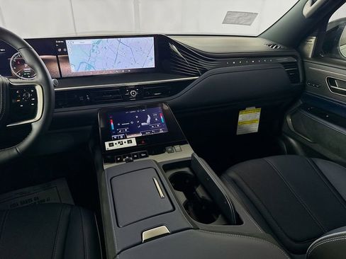 New 2026 INFINITI QX80 4WD w/ Sport Exterior Package image 30