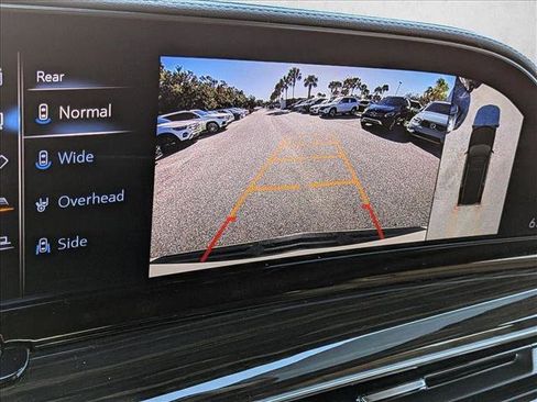 Used 2022 Cadillac Escalade Premium Luxury image 13