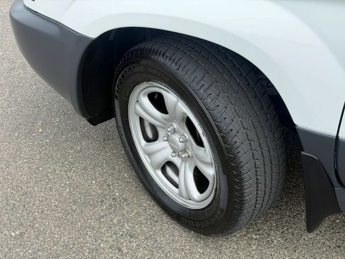 Used 2004 Subaru Forester 2.5X AWD/4WD image 17