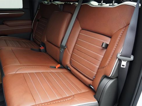 New 2026 GMC Sierra 3500 Denali Ultimate image 31