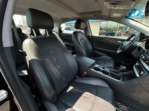 Used 2018 Hyundai Sonata Limited w/ Limited Ultimate Package 03 FWD image 16